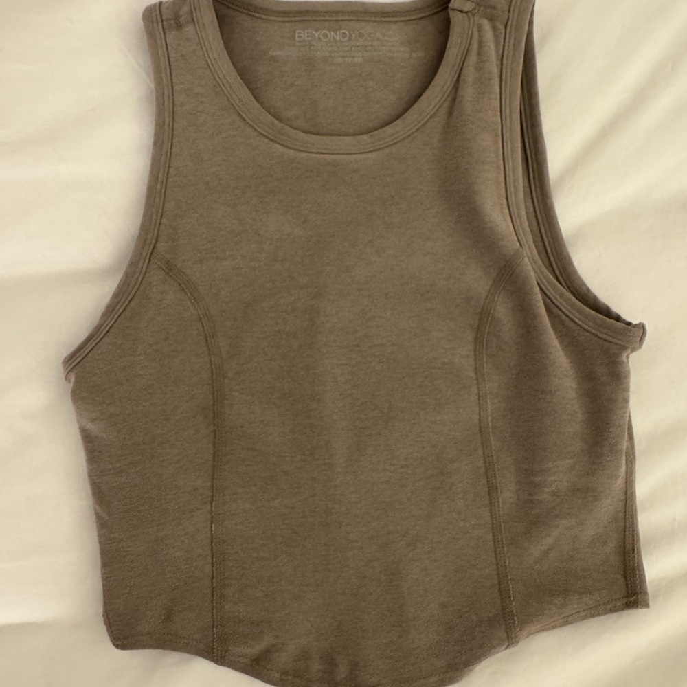 Beyond Yoga tank